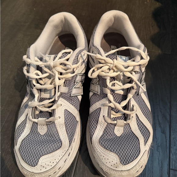 New Balance 1906R men’s sneakers
